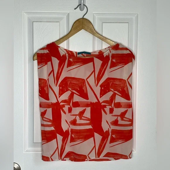 ALICE + OLIVIA Abstract Silk Sleeveless Top - Picture 1 of 6